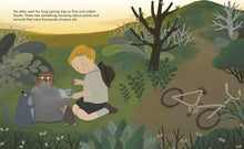 Load image into Gallery viewer, Little People Big Dreams - DAVID ATTENBOROUGH
